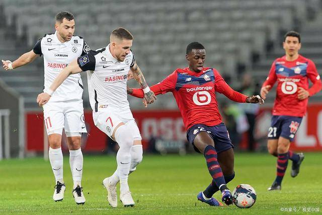 英超-萨卡破门恩瓦内里处子球 阿森纳3-0森林